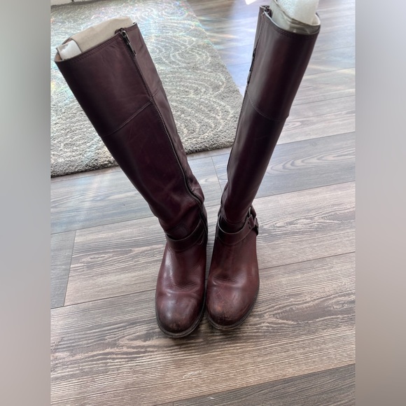 •FRYE Melissa Harness Inside Zip Wide-Calf Boots - Pre-loved• - Picture 1 of 15
